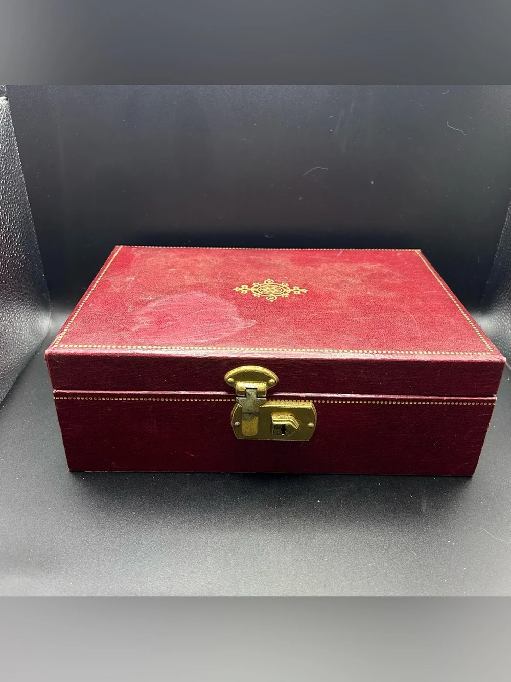 Vintage Mele/Thorens Burgundy & Gold Leatherette Jewelry Music Box. Tested Works